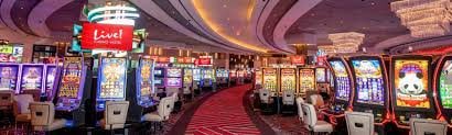 Online Casino Slot ဂိမ်းများ နေဝင်ချိန် နီယွန်မီးရောင်ပတ်ဝန်းကျင်